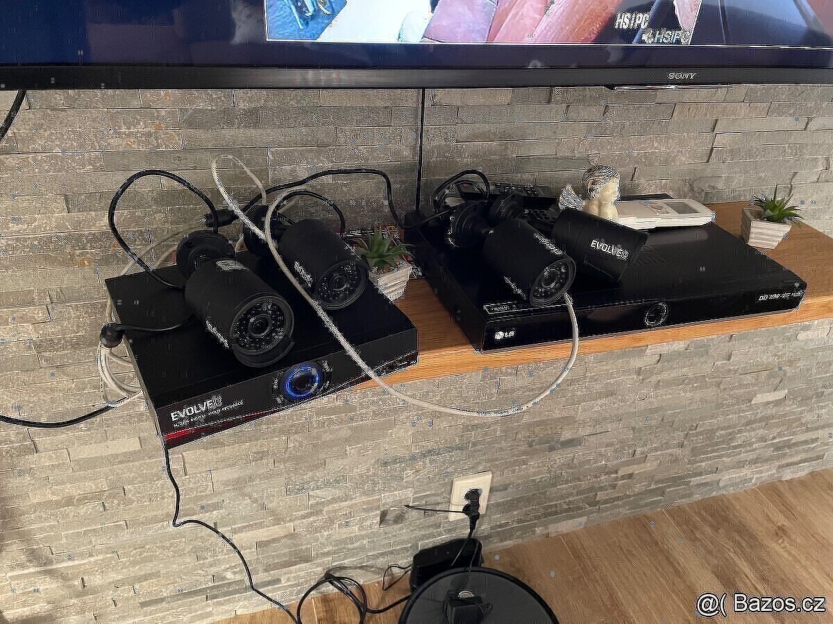 EVOLVEO Detective D04, NVR kamerový systém - 4 kamery - 2