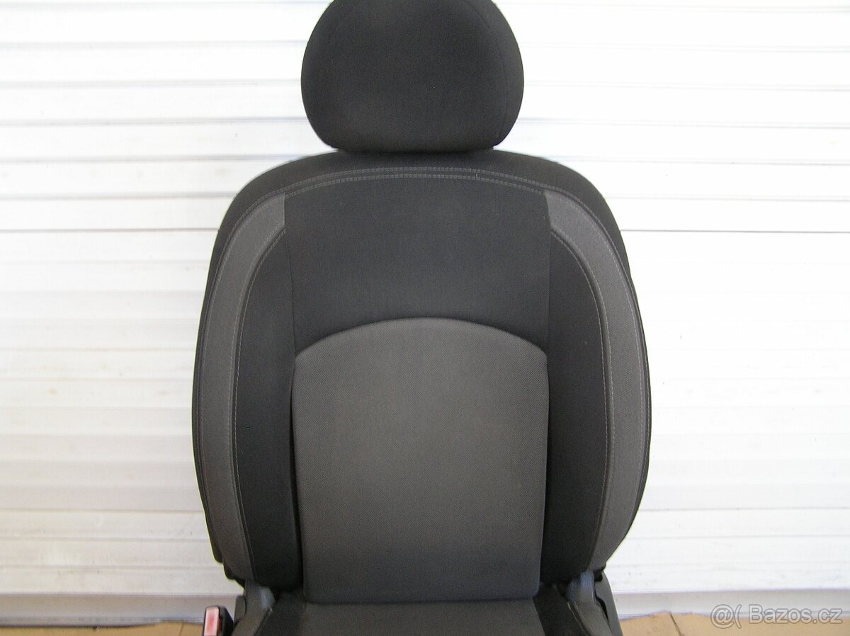 Prodám sedačku řidiče Peugeot 206 - 2