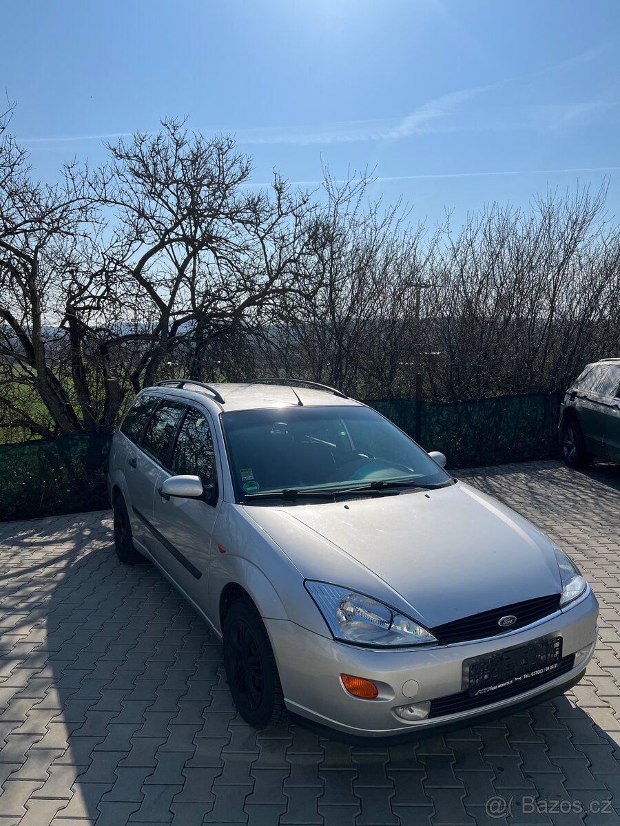 Ford Focus, 1.6i, Manuál, CHIA, 2 Sady kol - 2