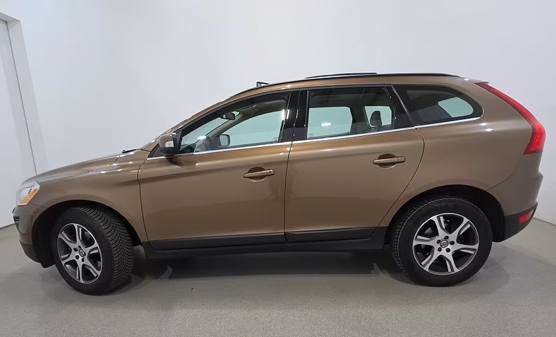 VOLVO XC60 2.0 D3 SUMMUM 2013 - 2
