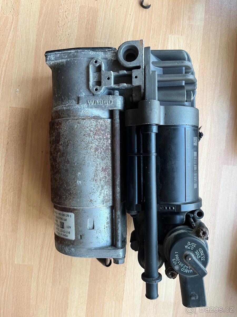 kompresor airmatic w212 A212 320 01 04 - 2