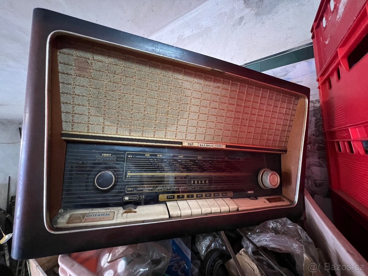 Rádio Tesla 532 A - 2
