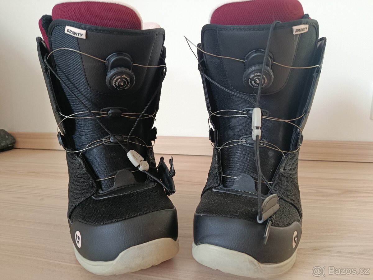 Snowboardové boty GRAVITY vel. 42,5 - - 2
