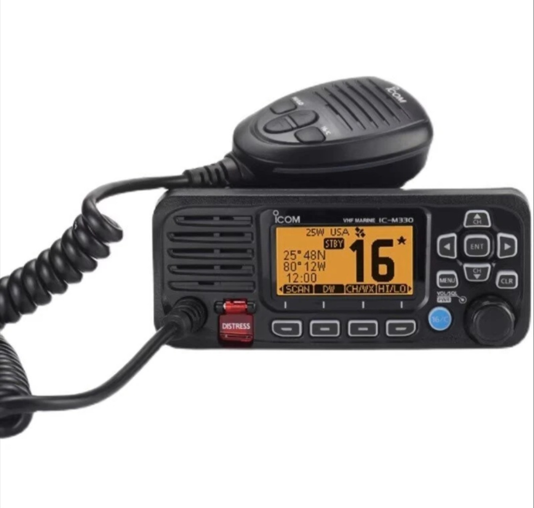 Marine vysílačka s GPS - 2