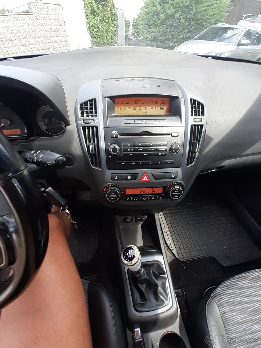 Kia Ceed Crdi 103 kW - 2