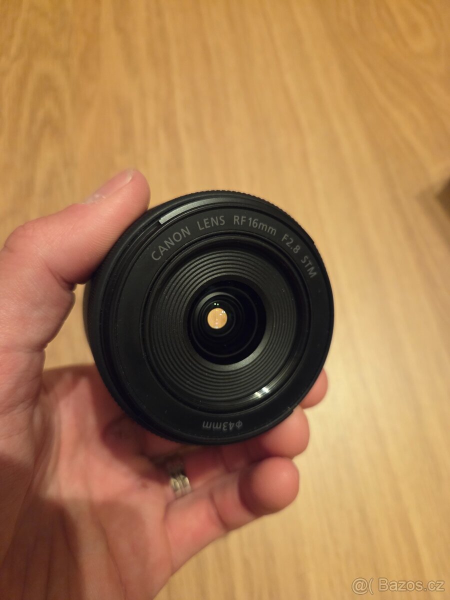 Canon RF 16mm F2.8 STM - 2