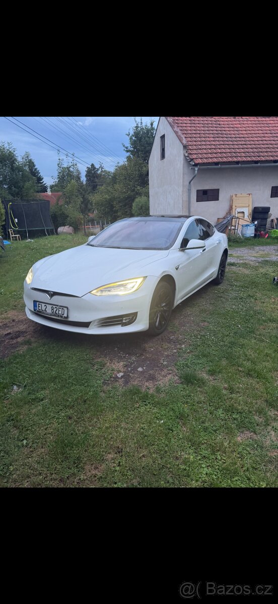 Tesla model S100D - 2