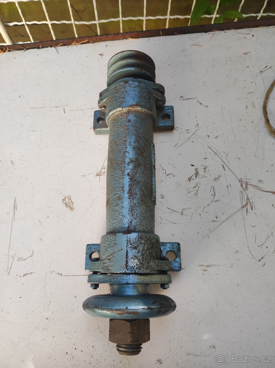 Hřídel okružní pily HOP300 - 2