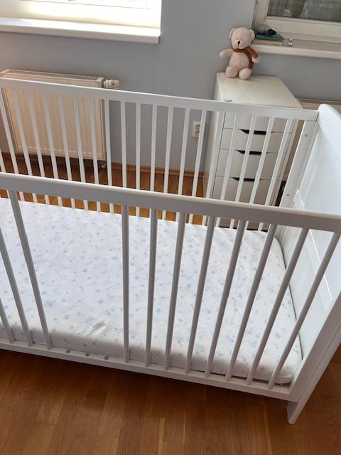 DĚTSKÁ POSTÝLKA - 2