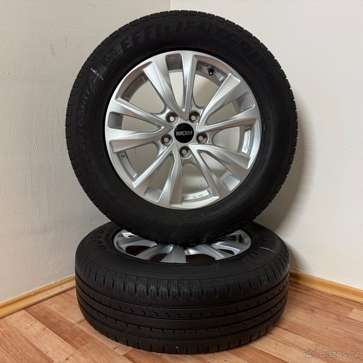 MAZDA CX-5 5x114,3 R17 ET50+LETNÍ 225/65R17 6mm - 2