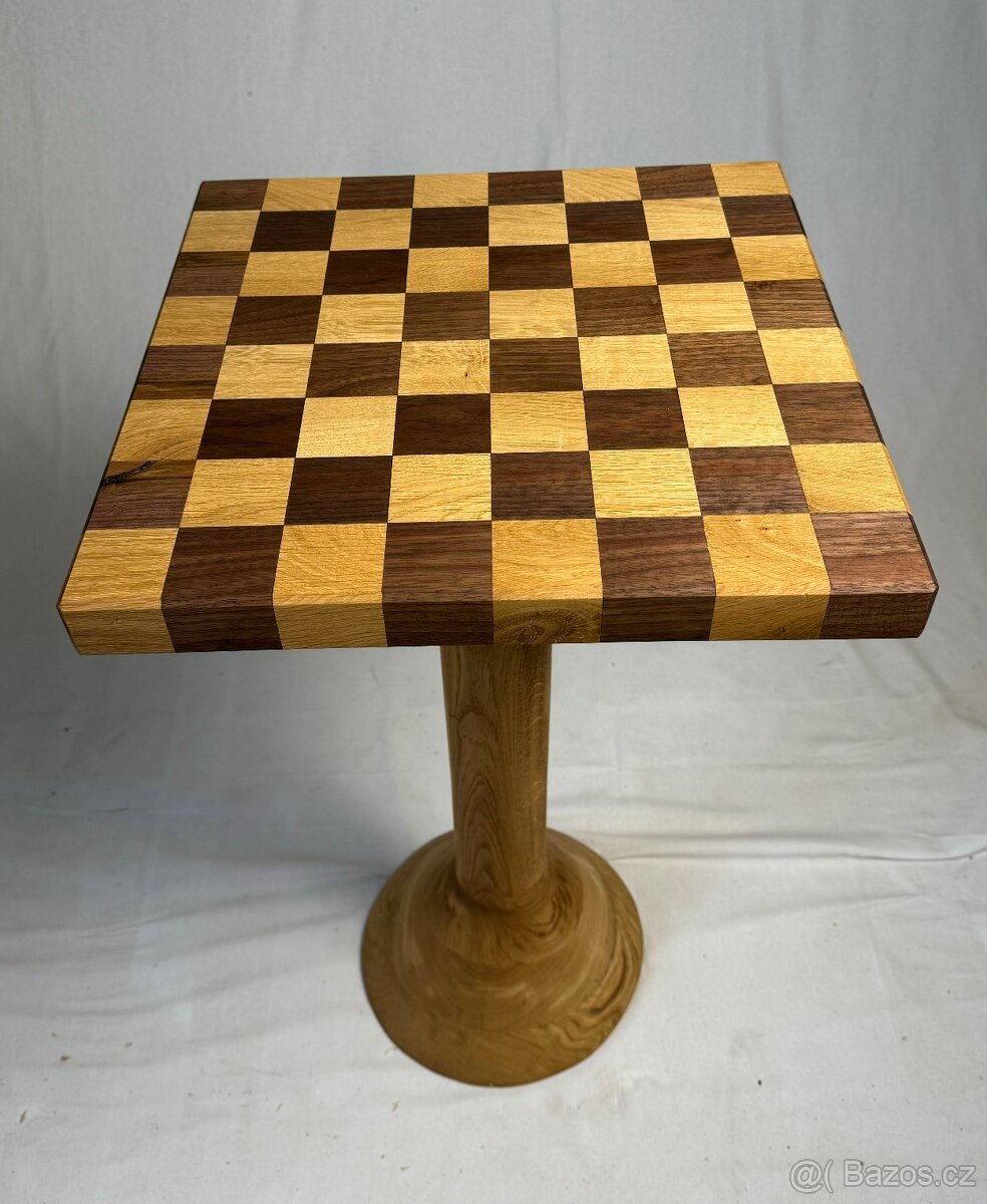 Šachový stolek - 2