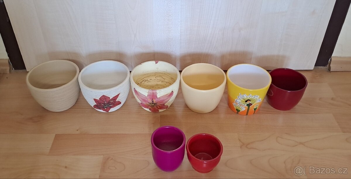 Kvetináče keramické a plastové - 2