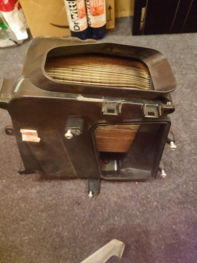 Mercedes-Benz GLA 45s AMG filtr box s hadicí a plasty - 2