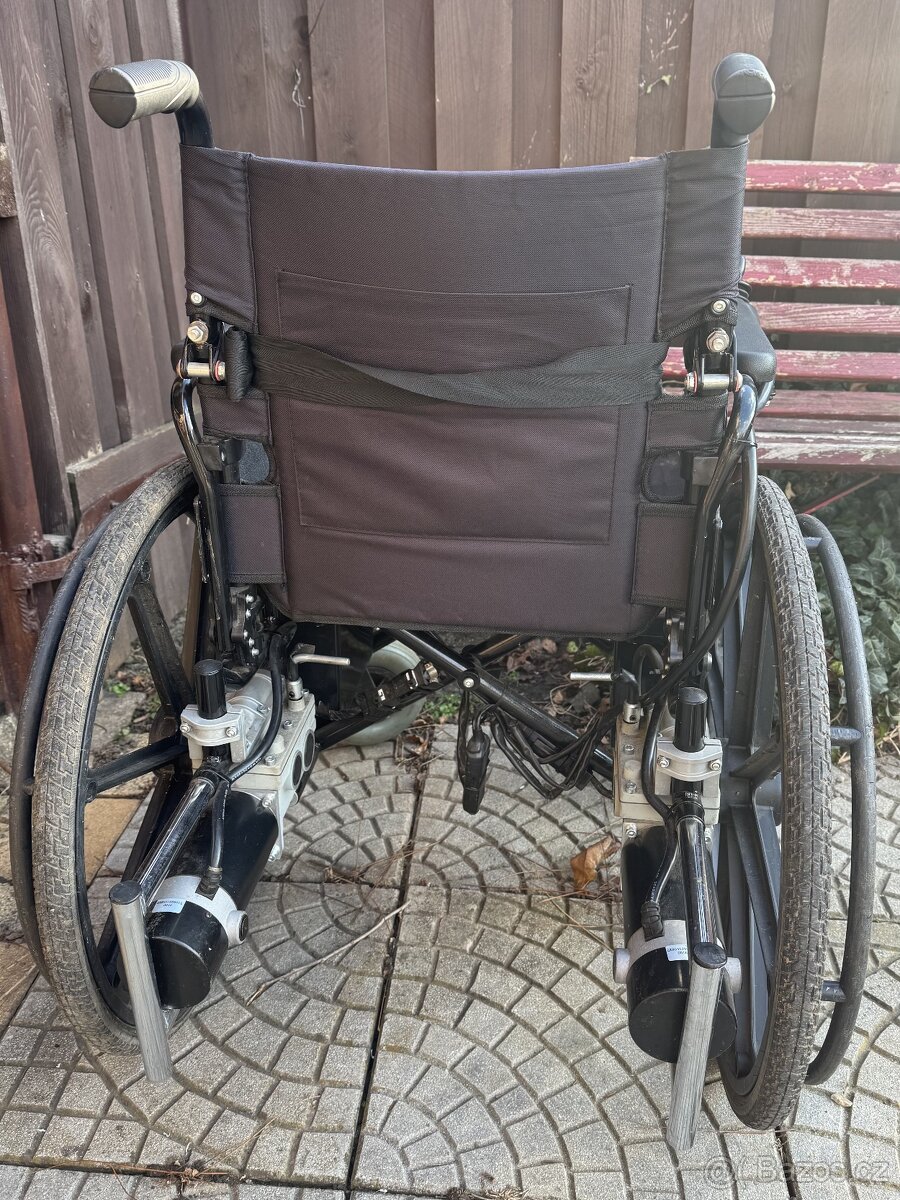 Elektrický invalidní vozík - 2