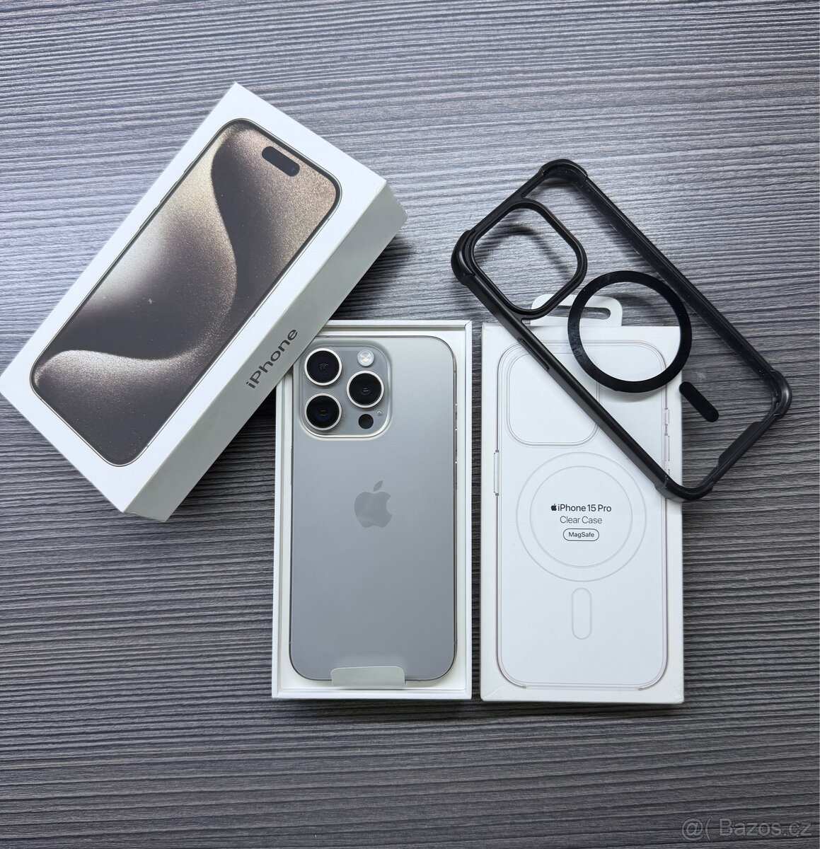 Apple iPhone 15 pro 256GB Natural Titanium - 2