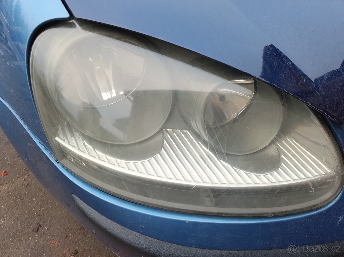 VW Golf V - Přední světla - 2