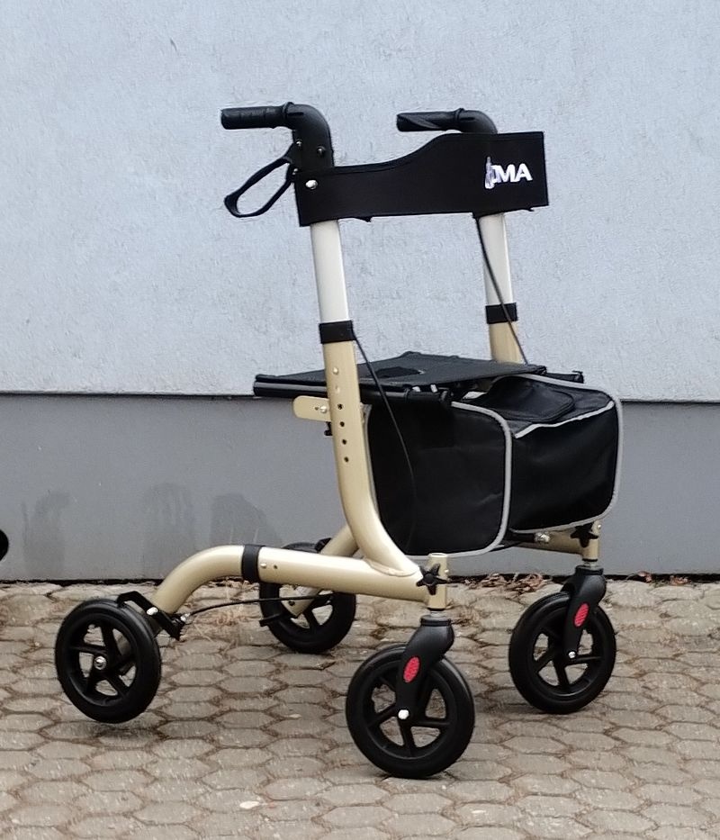 Čtyřkolové chodítko - 2