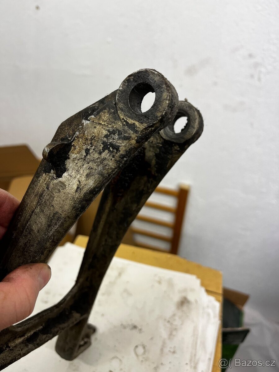 stojan na JAWA ČZ kyvacka - 2