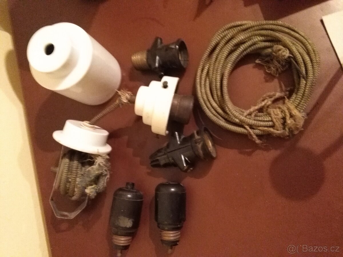 Stará porcelánová stahovačka - 2