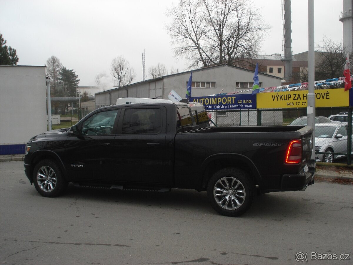 Dodge RAM 1500 LAREMIE 5.7 HEMI - 2