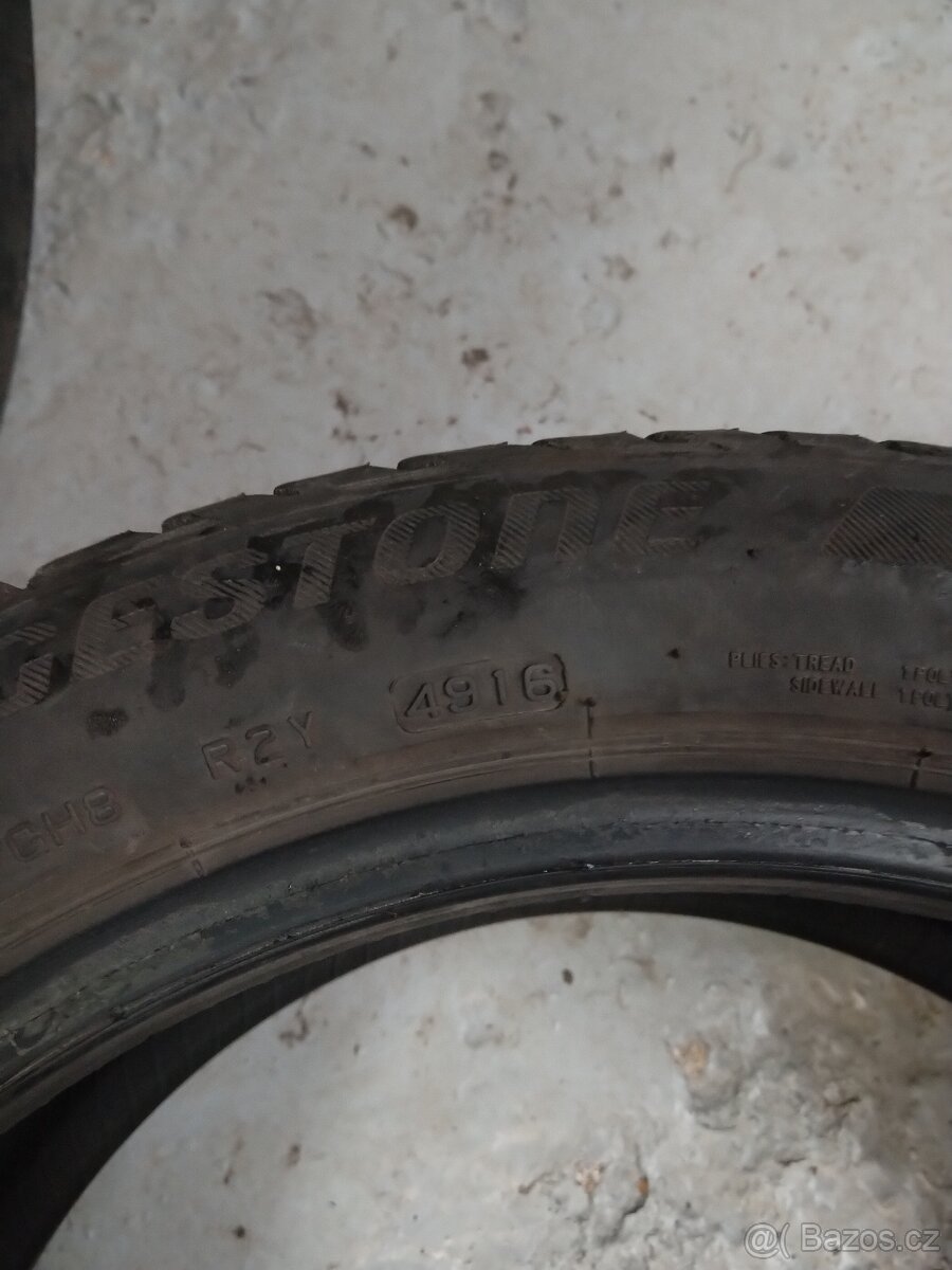 2x letní Bridgestone 225/45 R17. - 2