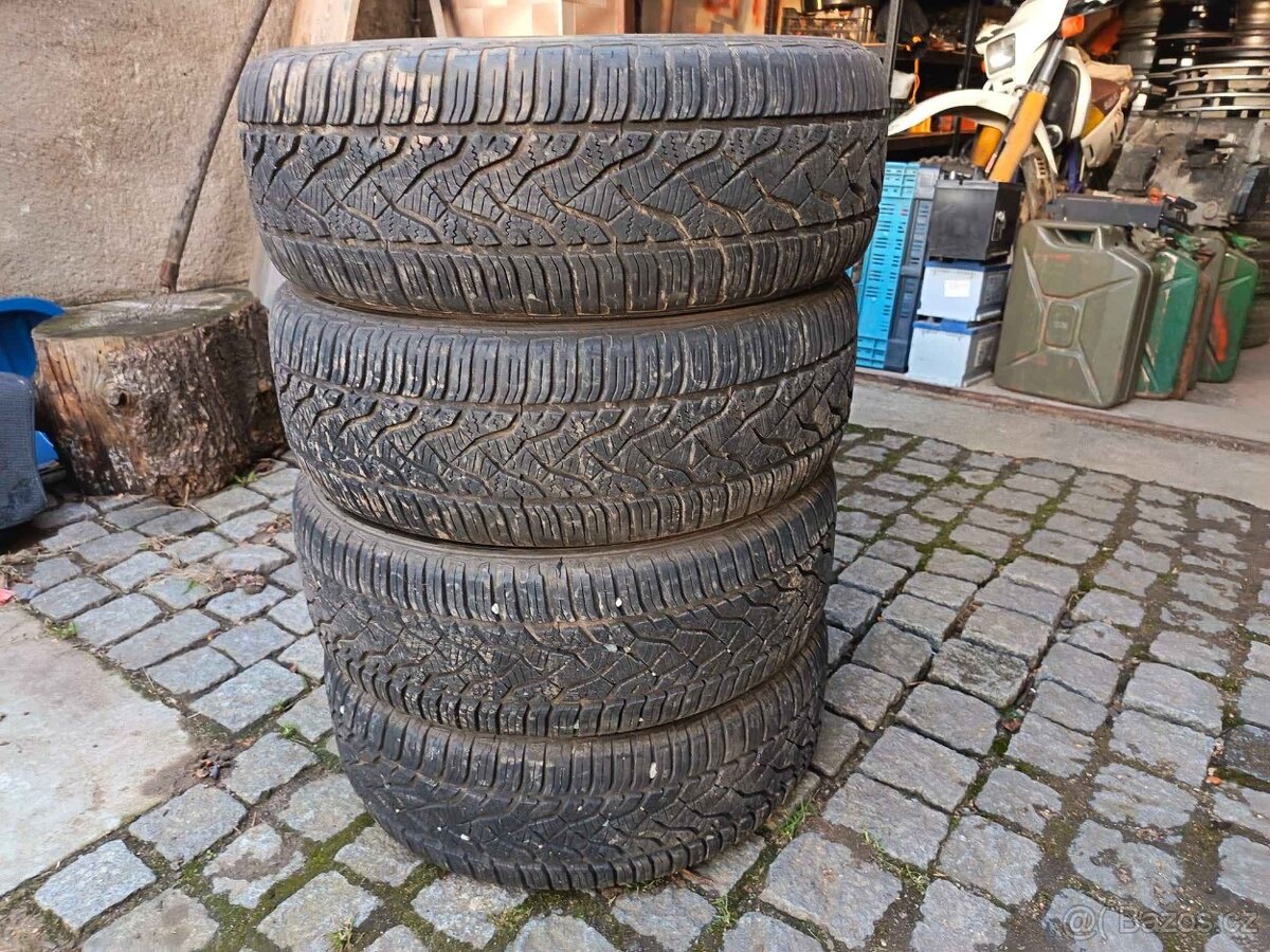 205/55 R16 celoroční sada Barum 7mm - 2