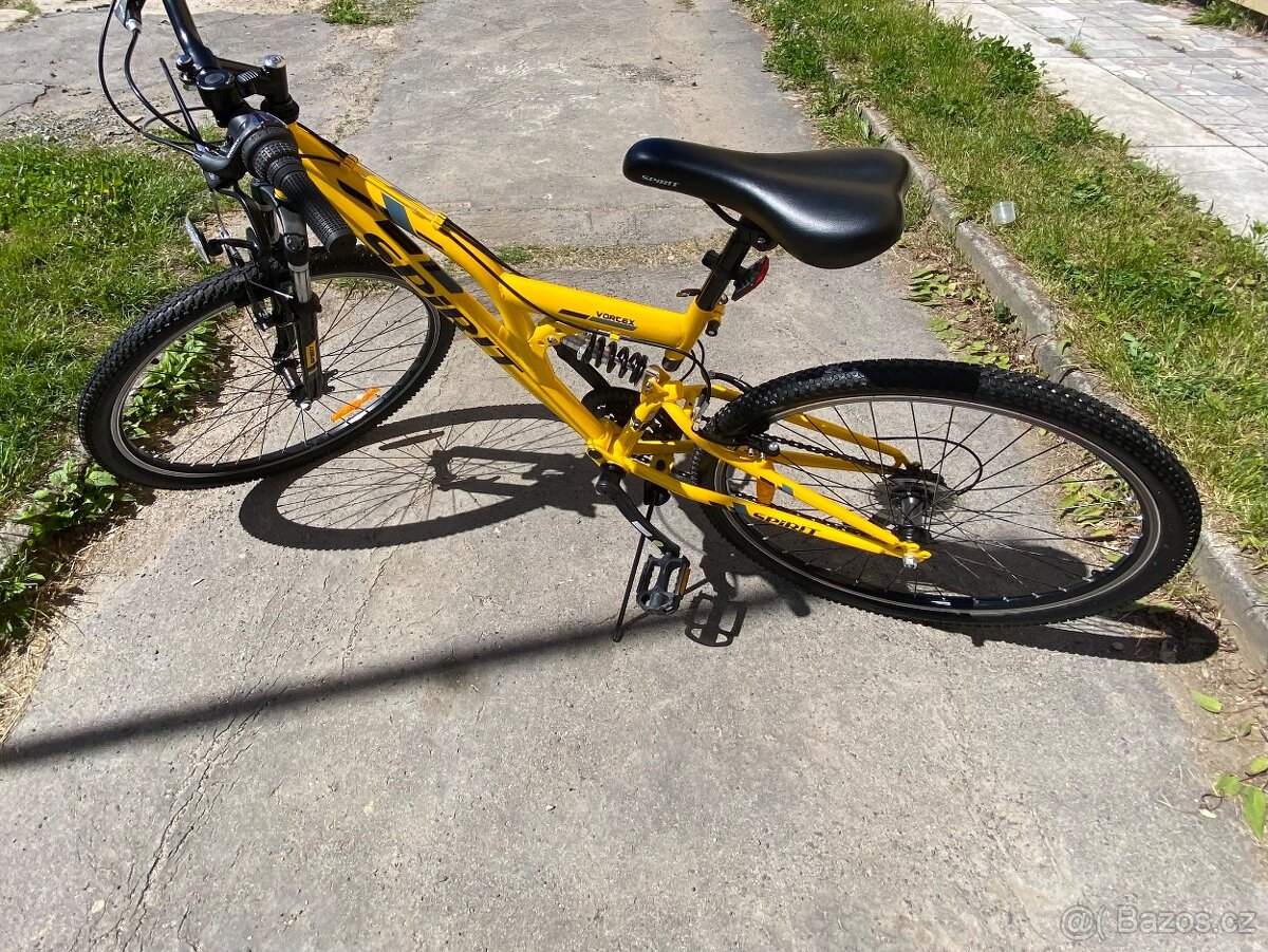 Plně horské kolo 26" ACTIVE - 2