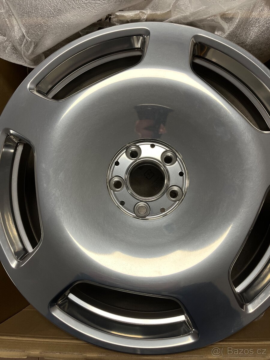 Nove 2x disk Mercedes S 223 Maybach - 2