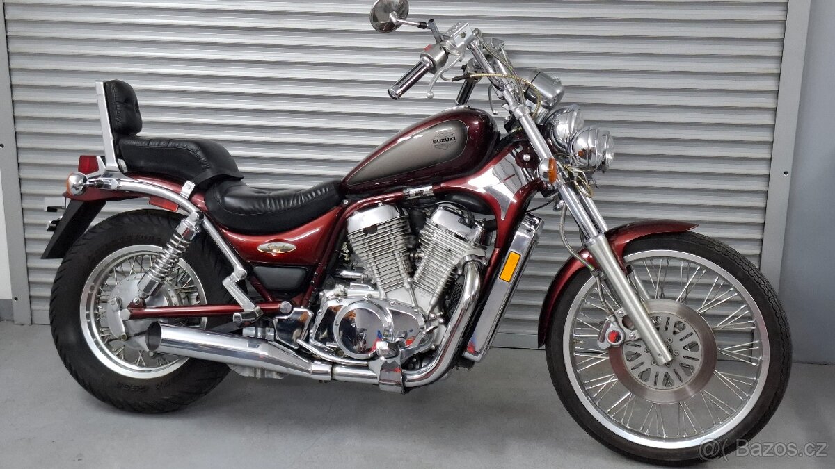 SUZUKI VS 800 INTRUDER - 2