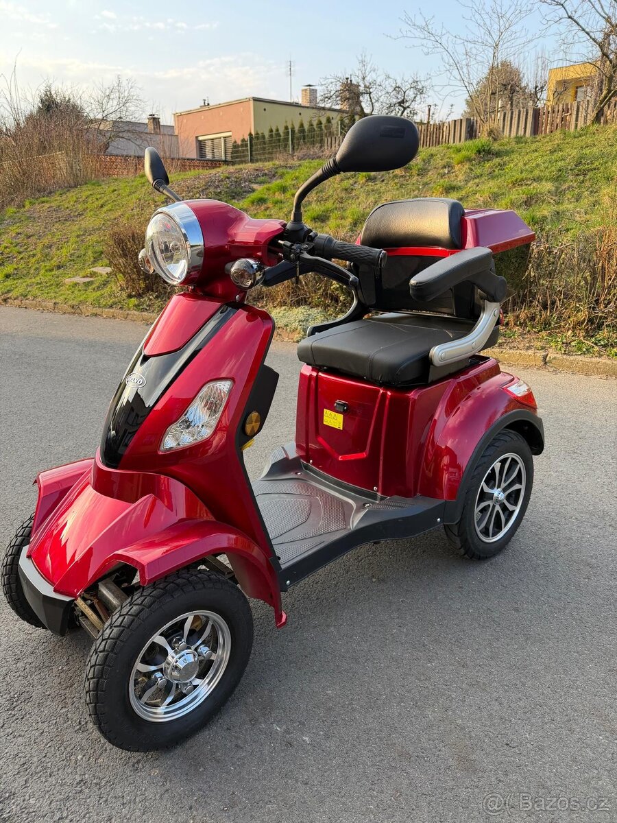 Elektrická čtyřkolka - 2