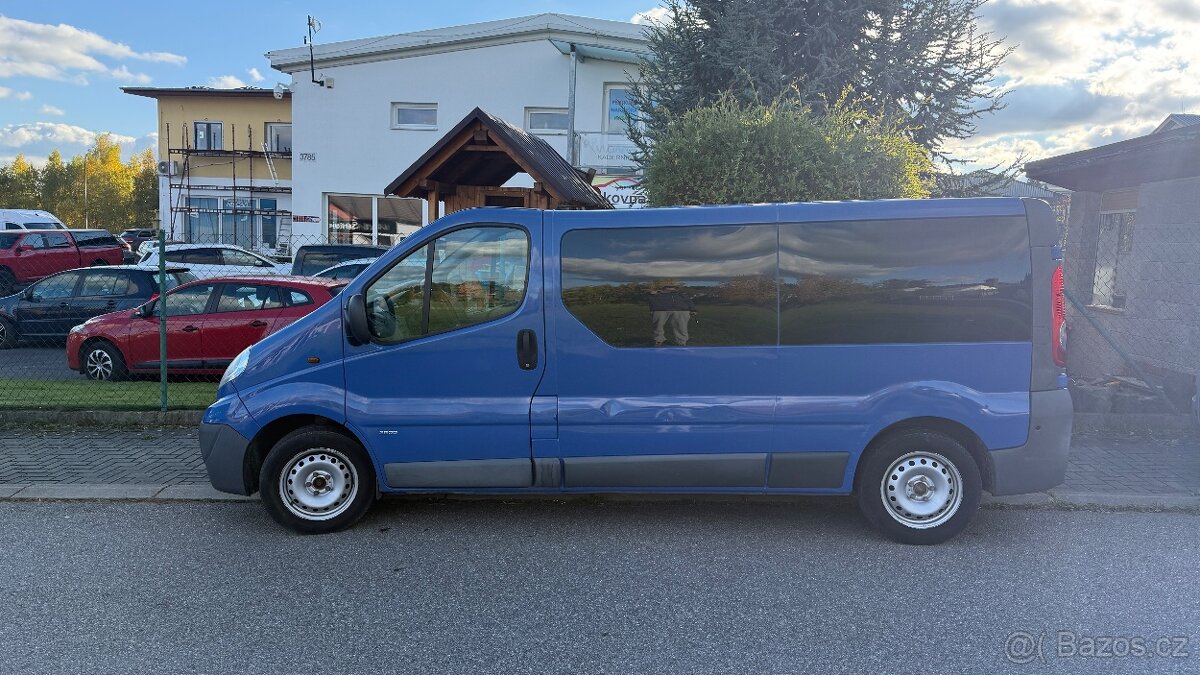TRAFIC LONG 9MÍST 2.0 84KW OPEL VIVARO - 2