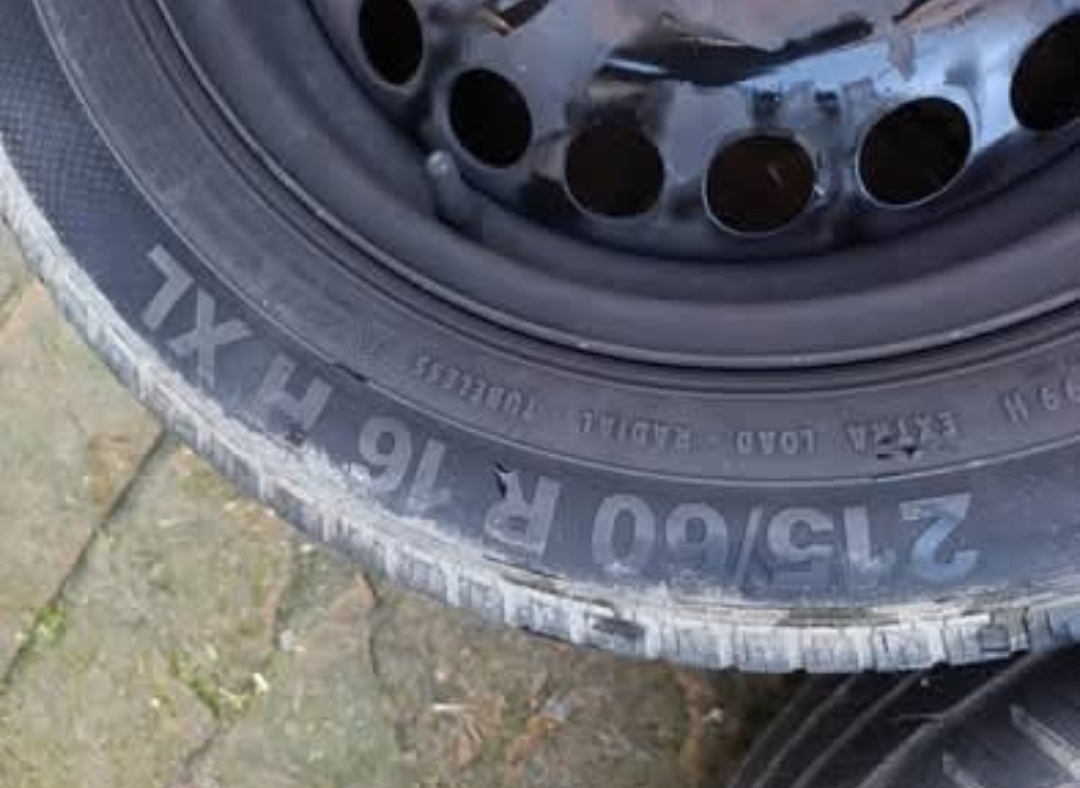 Kola 215/60 R16 - 2