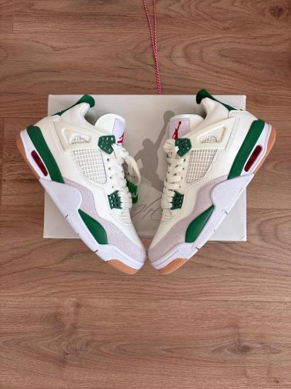 Jordan 4 Pine Green - 2