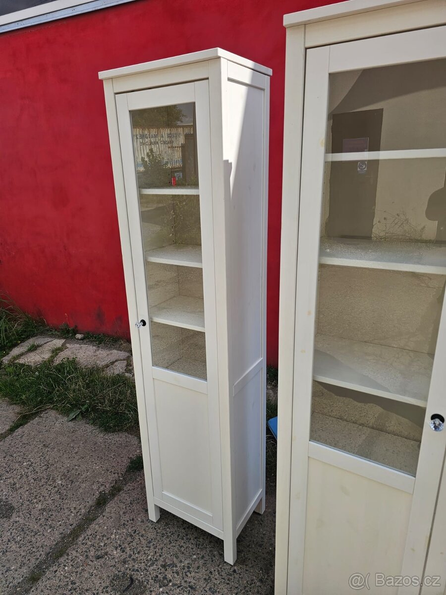 VITRÍNY IKEA HEMNES - 2