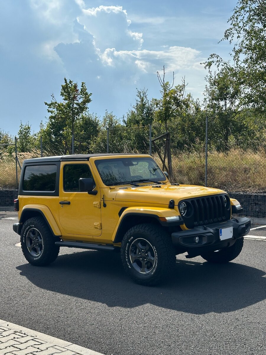 Jeep Wrangler 3.6L 2021 80TH Aniversary
