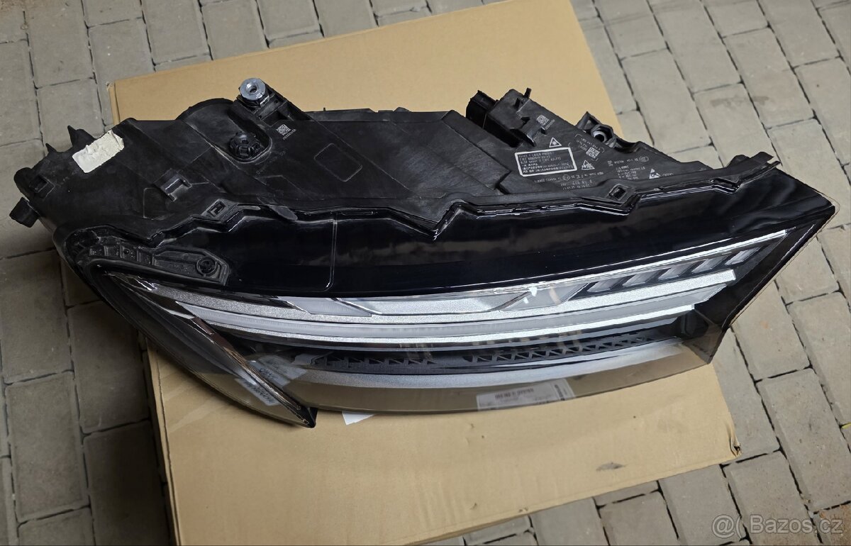 Laser světlomet Audi Q7 Facelift 4M0941086D pravý - 2