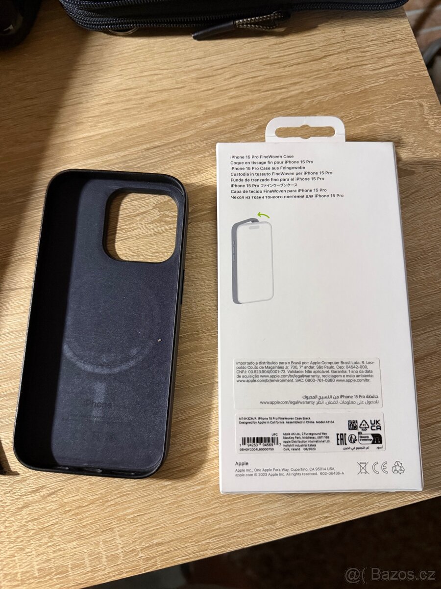 Kryt Finewoven pro iPhone 15 Pro - 2