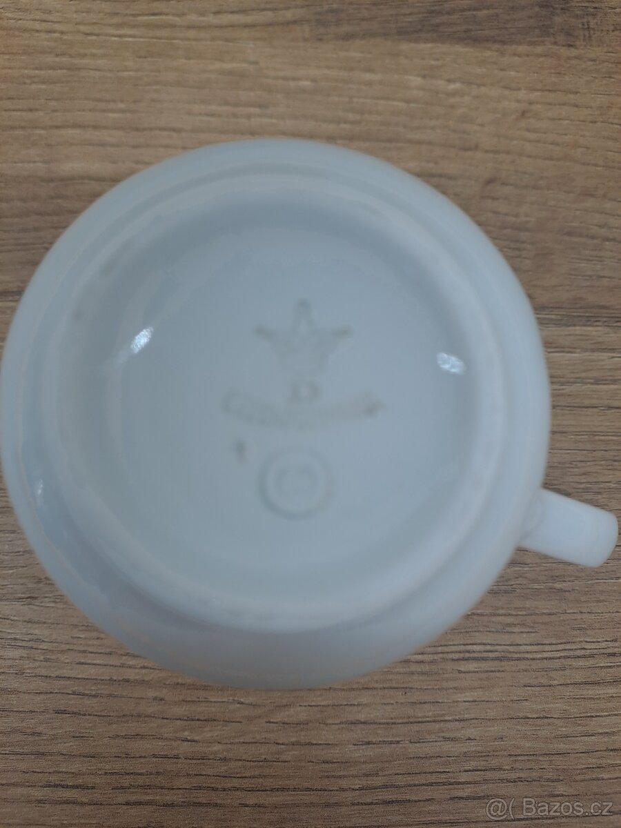 Sběratelský hrnek s olympijským medvídkem - 2