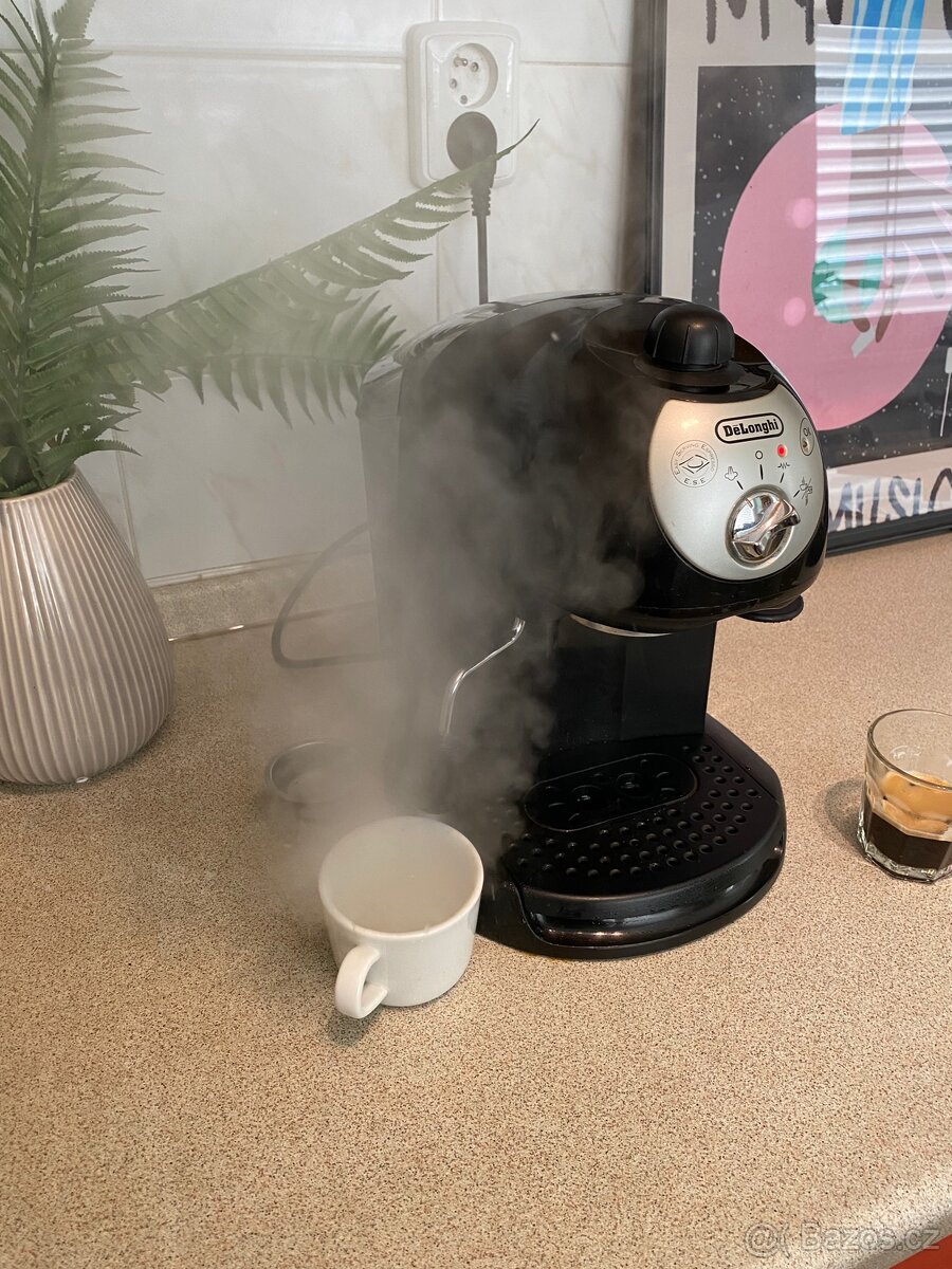 Pákový kávovar Delonghi - 2