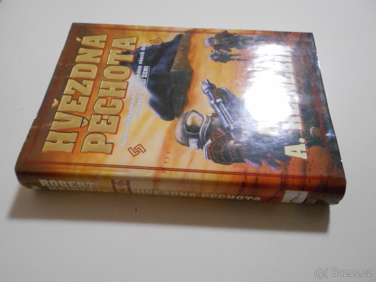 Robert A. Heinlein - HVĚZDNÁ PĚCHOTA - VYDÁNÍ 1995 - 2