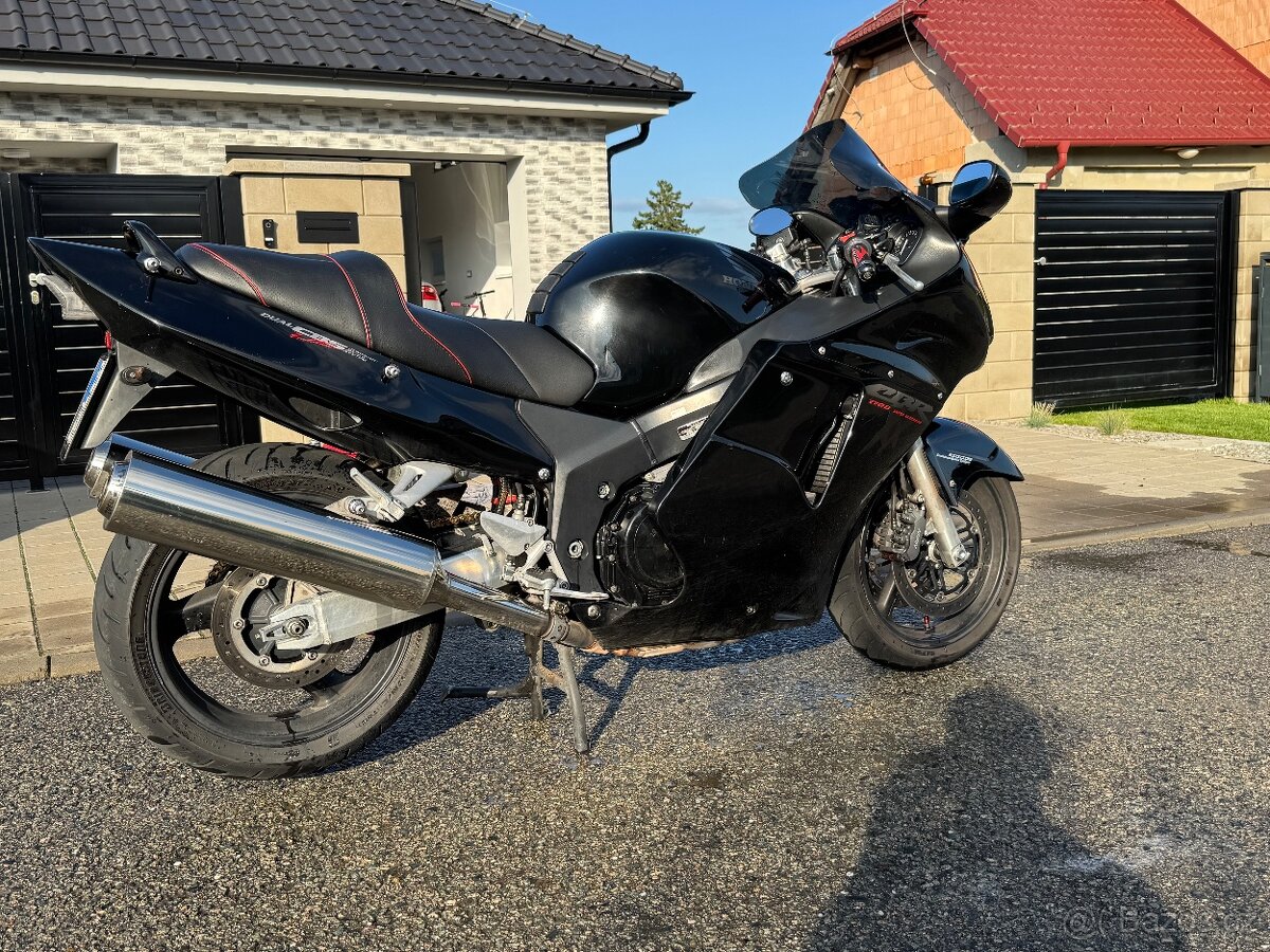 CBR1100 Blackbird - 2