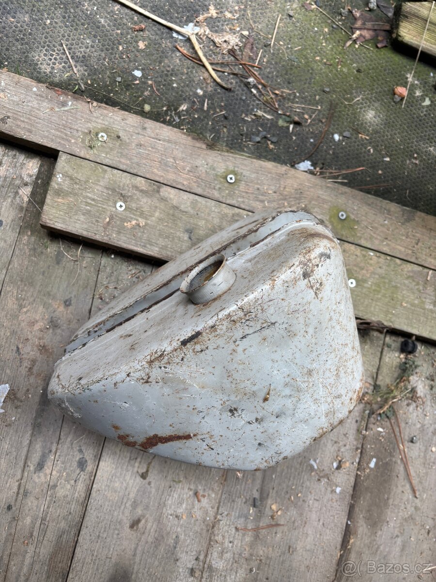 nadrz jawa pionýr 20,21 - 2