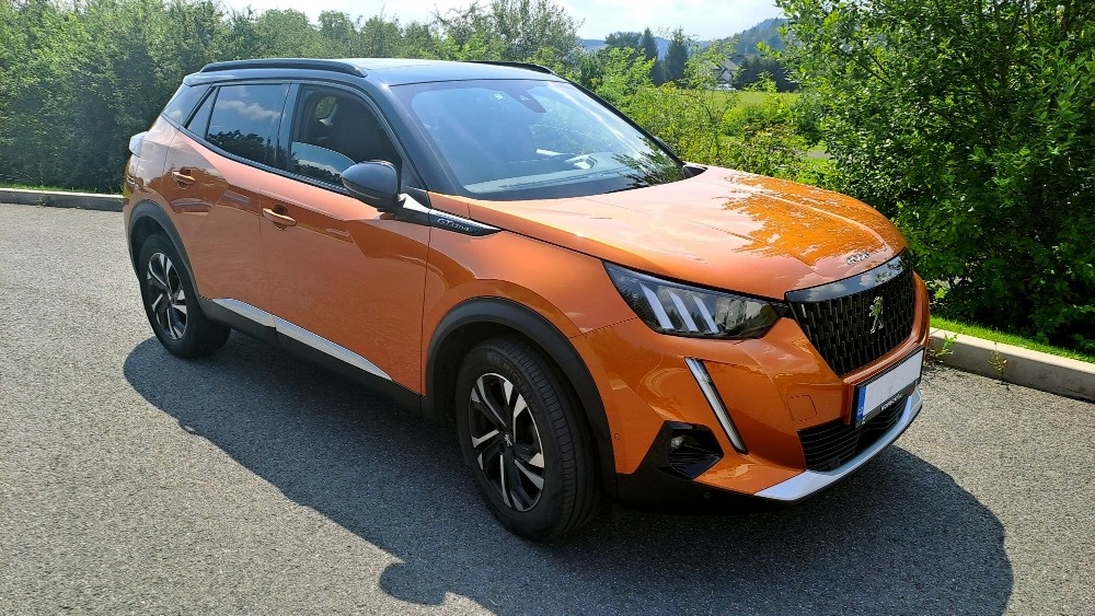 Peugeot 2008 GT Line, 130 EAT8 - 2