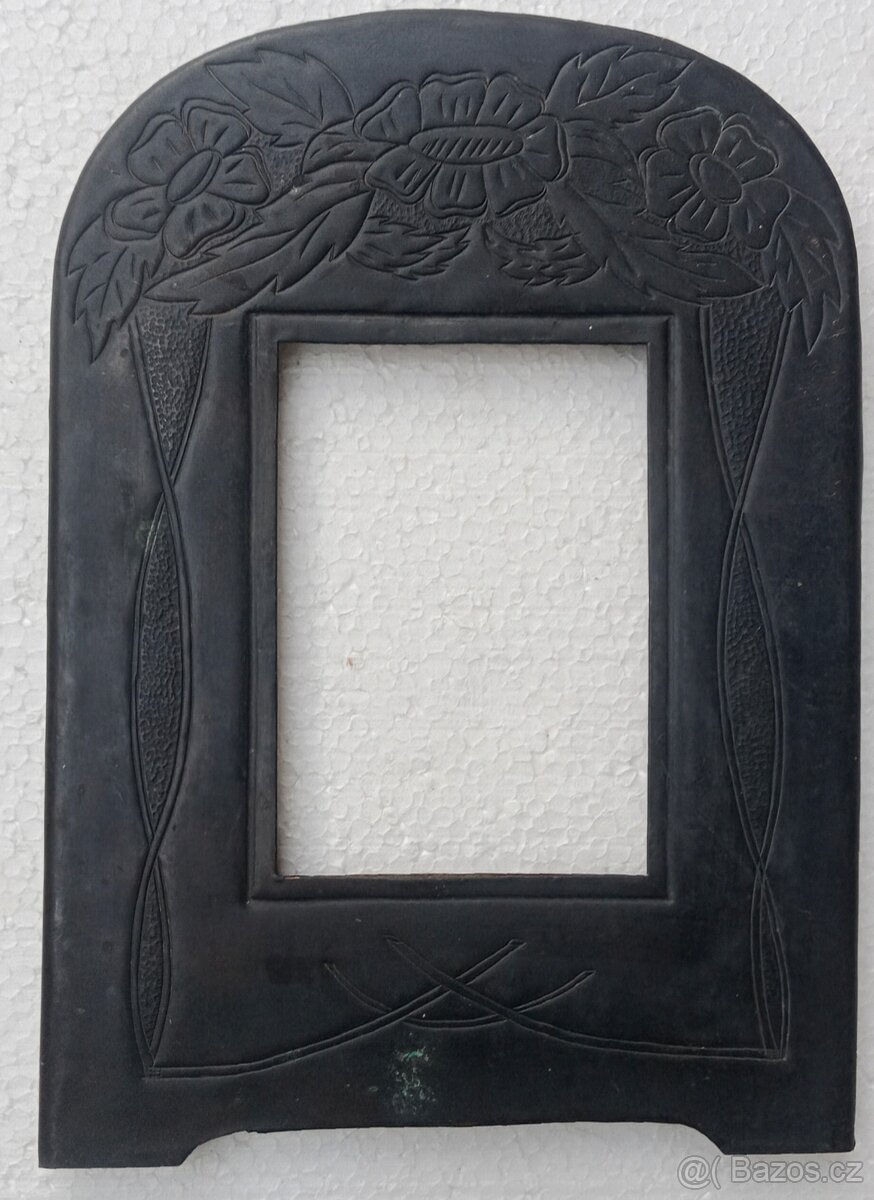 Secesní rámeček pro fotografie - 2