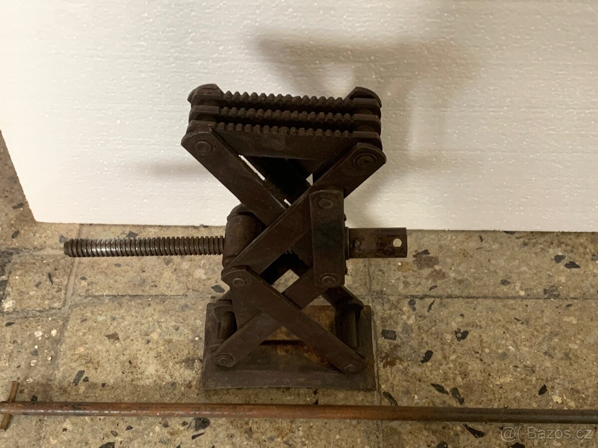 Hever nůžkový - 2