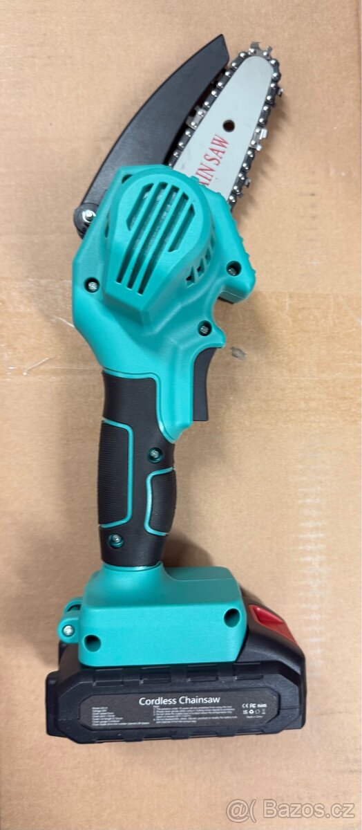 Ruční aku pila - 2