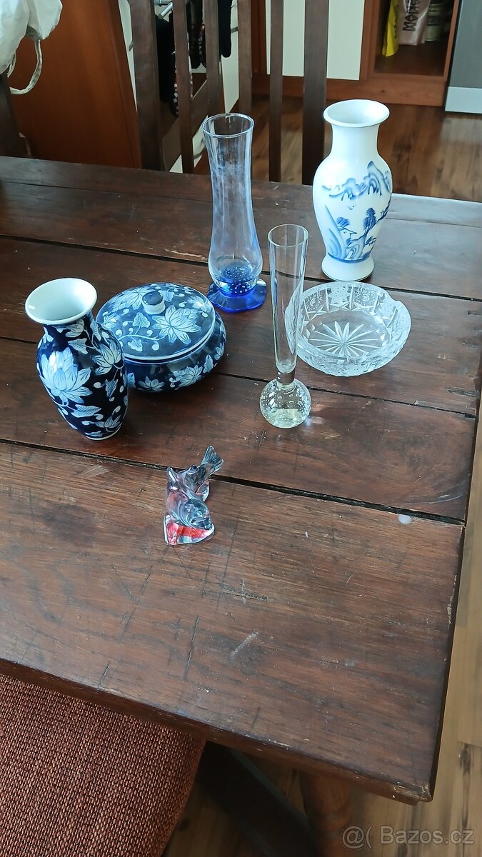 Vázičky, těžítko - 2