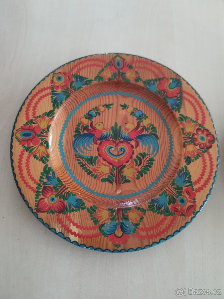 Ručně malované dřevěné talíře - 2
