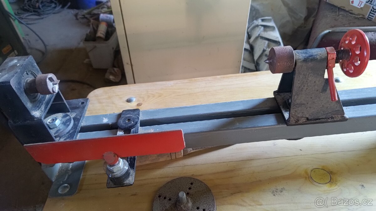 Soustruh na dřevo - 2