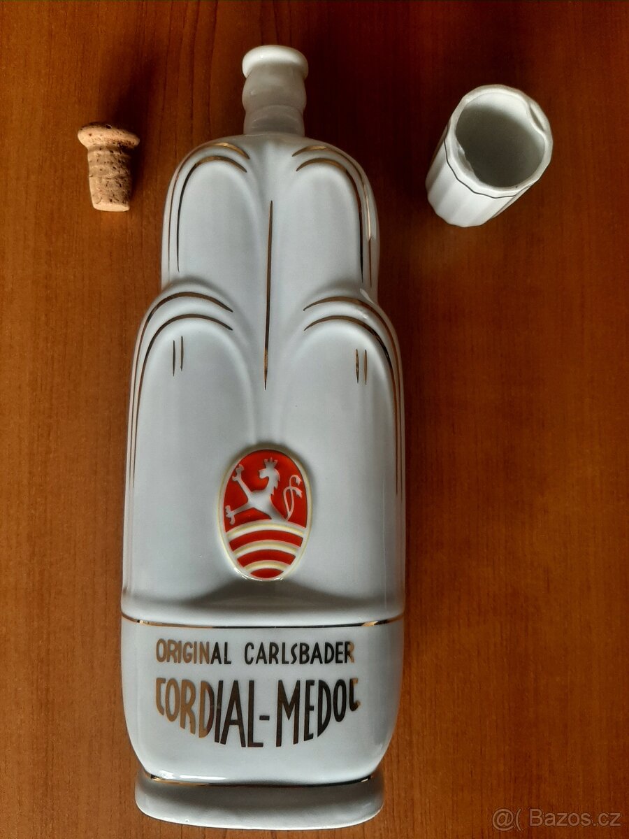 Porcelánová karafa - 2